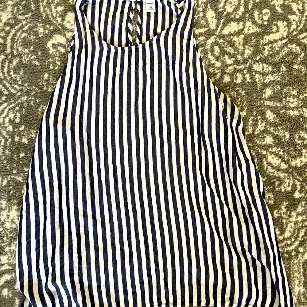 Old navy tank